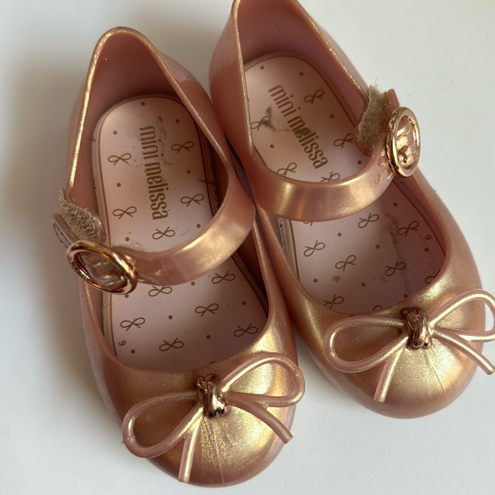 ‼️mini Melissa shoes size 6‼️